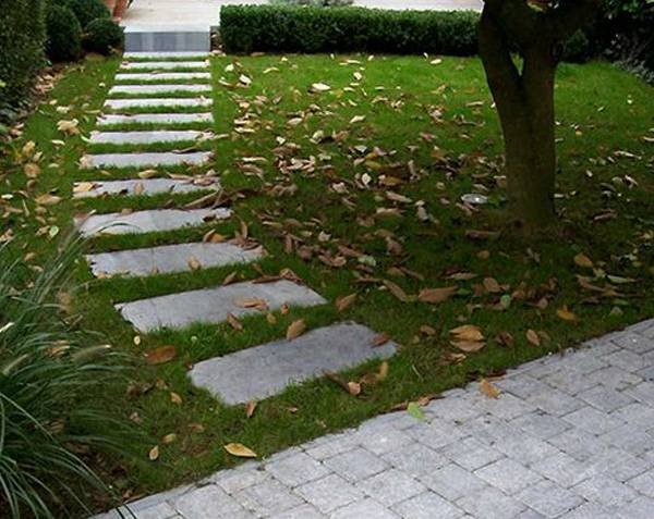 Gray Japanese step - Blue stone (origin Belgium) Gray Japanese step - Blue stone (origin Belgium)