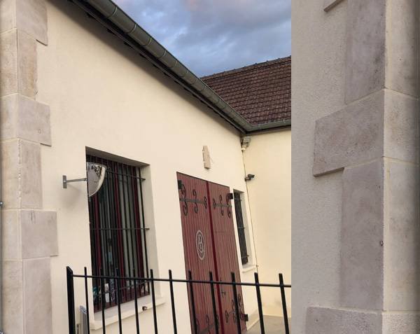 Plaquette en parement d'angle en pierre