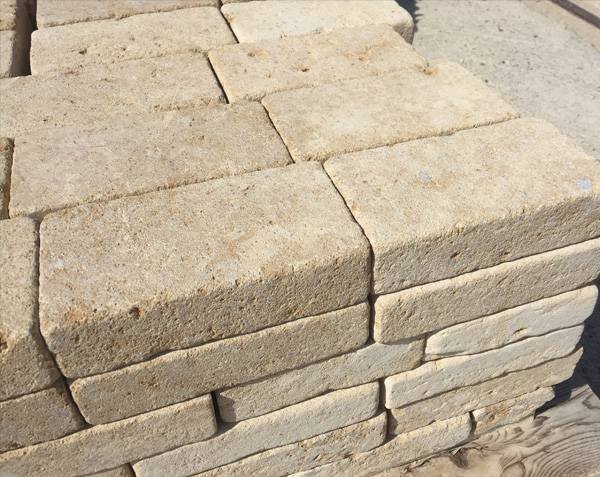 Driveway cobblestone