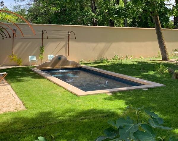 Fountain with Eyebrow Dormer Fronton Fountain with Eyebrow Dormer Fronton