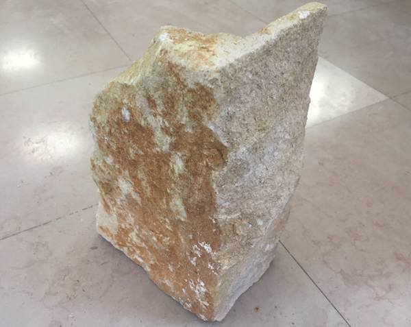 Corner cladding - Limestone from Châtillonnais Corner cladding - Limestone from Châtillonnais