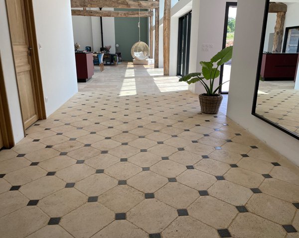 Cabochons pierre Bleue Belge - Dalles Semond Clair Veiné Antique Cabochons pierre Bleue Belge - Dalles Semond Clair Veiné Antique