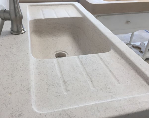 Outdoor Sink Basin in Limestone - Charmot Light Honed