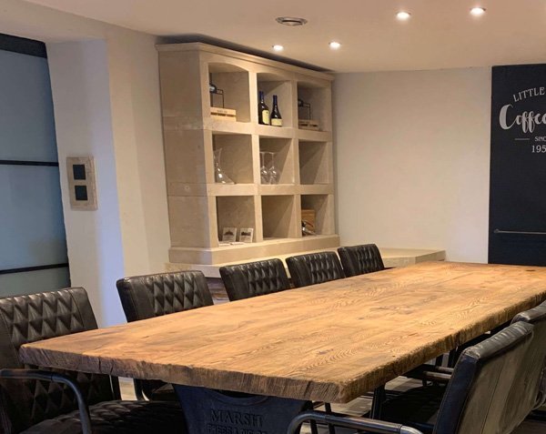 Bottle holder in limestone - Lanvignes Golden-Yellow Aged Bottle holder in limestone - Lanvignes Golden-Yellow Aged