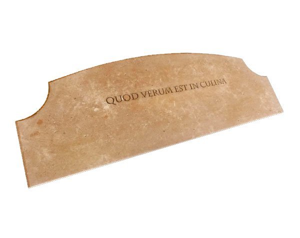 Splashback in Burgundy limestone with engraving for limestone sink - Lanvignes Golden-Yellow Aged