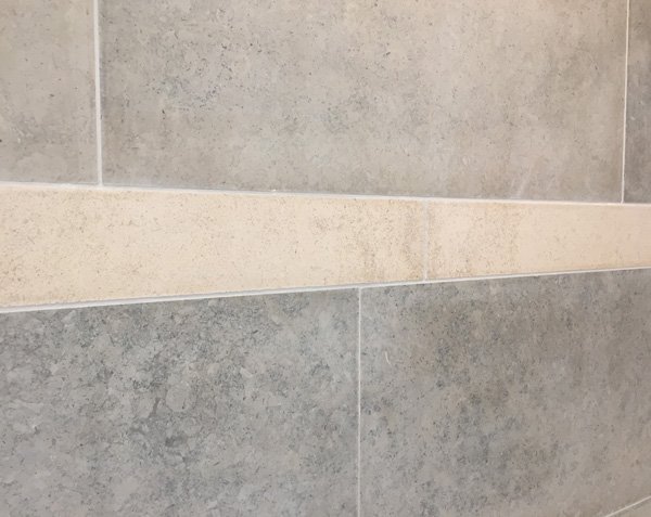 Listel in stone - Bathroom Listel in stone - Bathroom