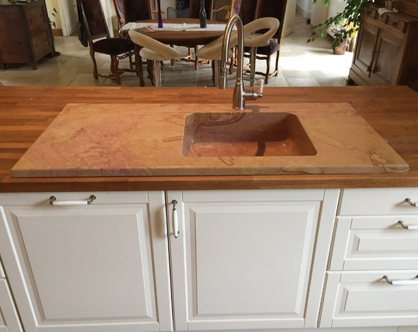 Undermount Sink in Natural Burgundy Stone Undermount Sink in Natural Burgundy Stone