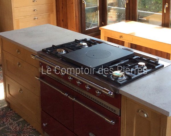 Ilot central en pierre - Charmot Clair Adouci