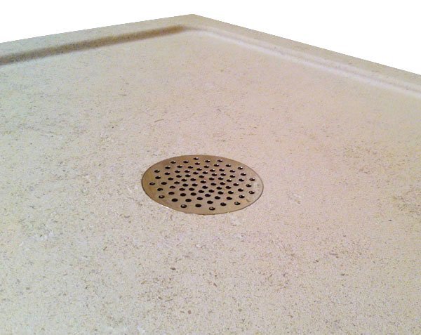 Bonde d'évacuation + grille pour receveur de douche en pierre Bonde d'évacuation + grille pour receveur de douche en pierre