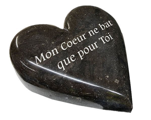 Coeur gravée en pierre Bleue Belge Coeur gravée en pierre Bleue Belge