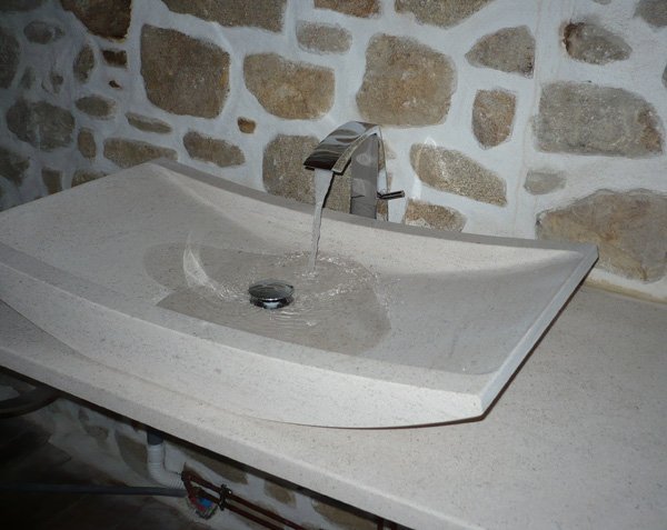 100 cm vanity top with basin - Charmot Light Honed