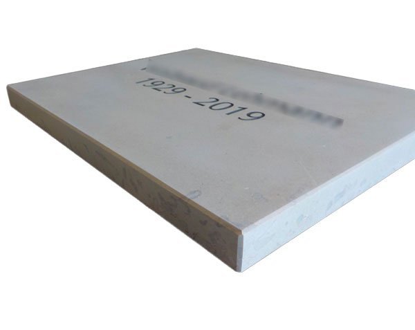 Funeral articles in natural limestone Funeral articles in natural limestone