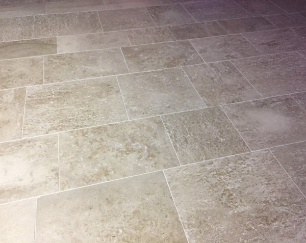 Flooring Ampilly limestone Antique finish
