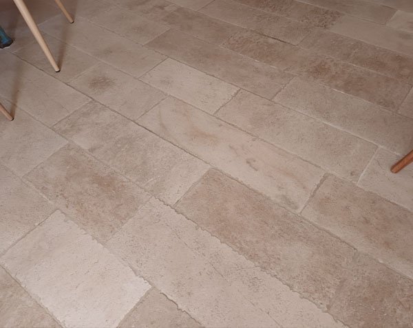 Country House – Burgundy Limestone