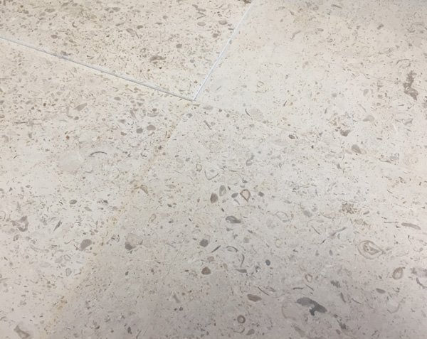 Buffon Limestone - Bench 5 A contrepasse - Honed Finish