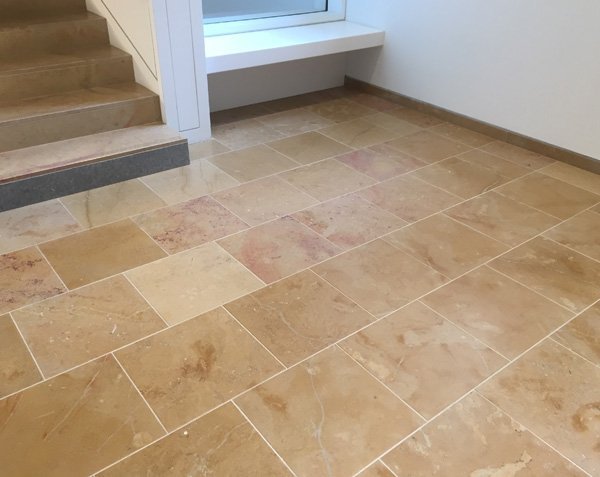 Entrance Hall. Corton Stone Honed Finish Entrance Hall. Corton Stone Honed Finish