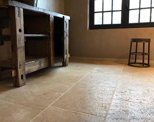 Burgundy Limestone Paving Lanvignes Gold-Yellow - Monastery Finish - Free Lengths x 50 cm Width Burgundy Limestone Paving Lanvignes Gold-Yellow - Monastery Finish - Free Lengths x 50 cm Width