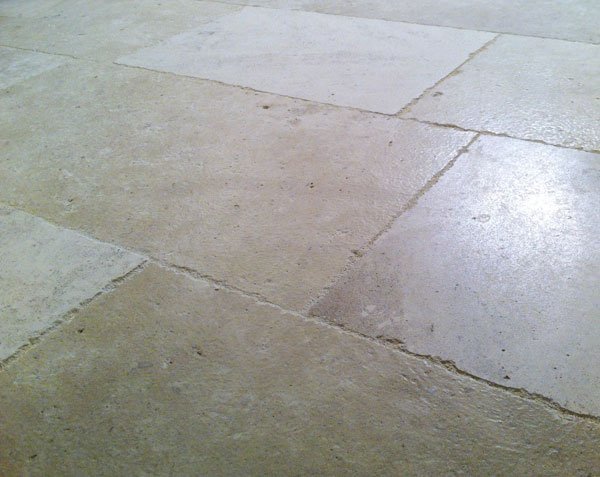 Burgundy Limestone Paving Saint-Genay Model Monastery Finish