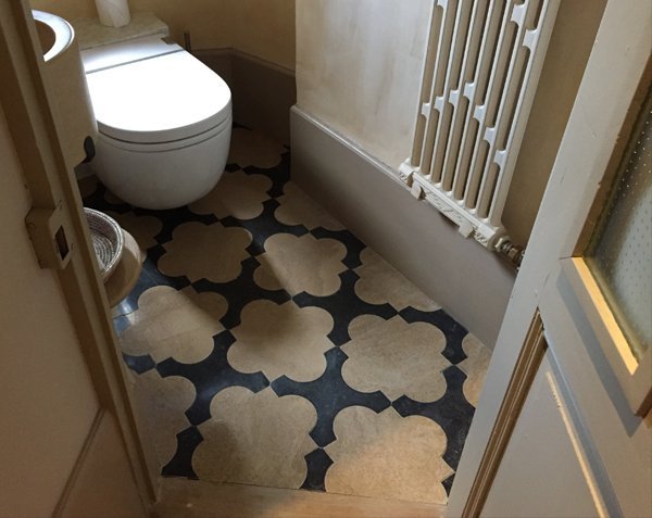 Burgundy Limestone Tiling - Belgian Blue Stone - Lanvignes Golden-Yellow Honed finish