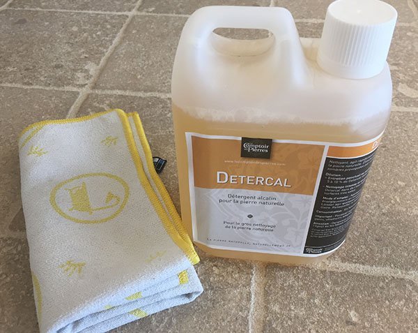 Clean natural stone Clean natural stone