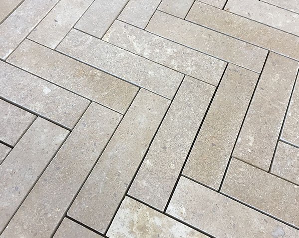 Chevron pattern - Natural limestone Chevron pattern - Natural limestone