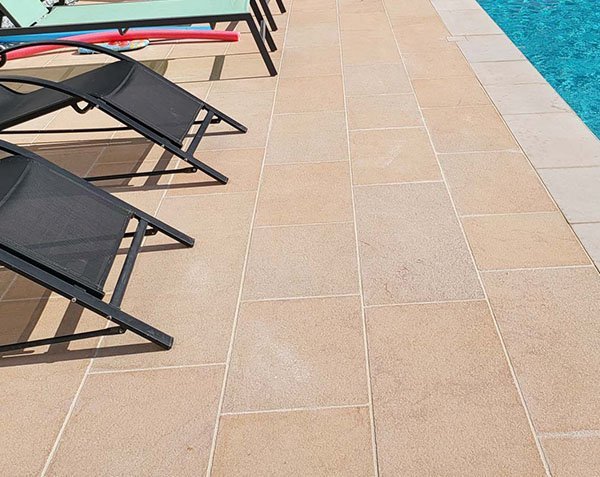 Pierre de Bourgogne Saint Martin Pierre de Bourgogne Saint Martin