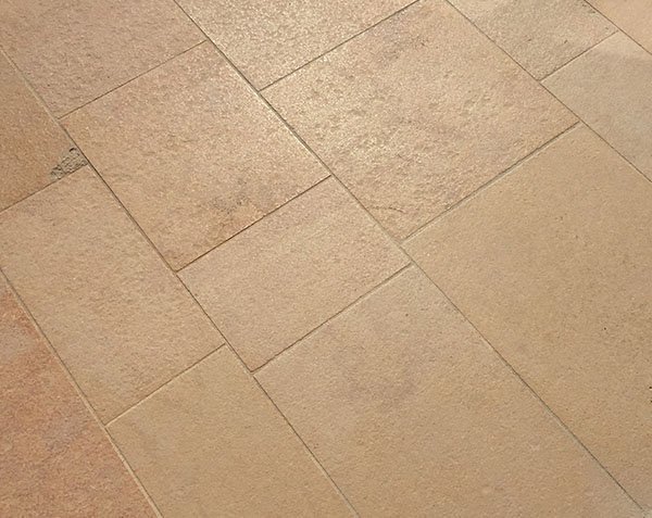 Pierre dure - Saint Martin Pierre dure - Saint Martin