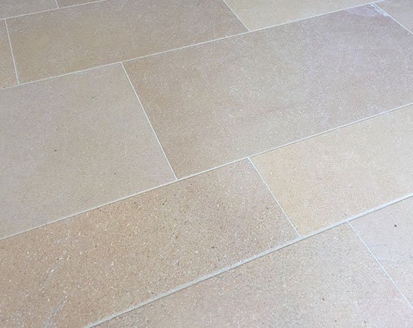 Pierre de Saint Martin Belle Roche - Finition Brossé fin Pierre de Saint Martin Belle Roche - Finition Brossé fin