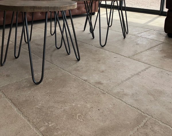 Burgundy Limestone - Semond Blended - Width of 40/50/60 cm - Monastery Finish