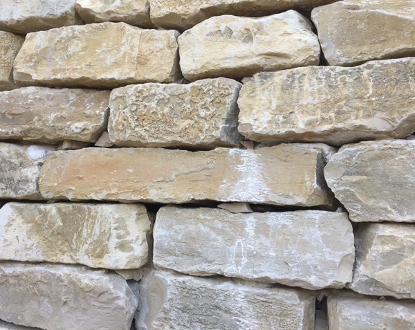 Rubble stones - Yonne stones guaranteed to be frost-resistant Rubble stones - Yonne stones guaranteed to be frost-resistant