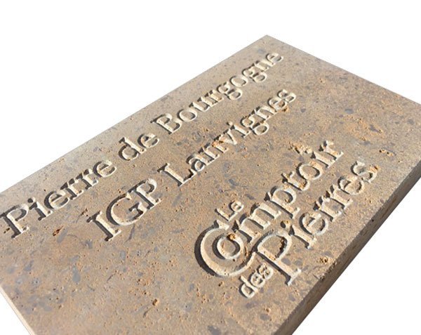 Inaugural paver in Burgundy limestone Inaugural paver in Burgundy limestone