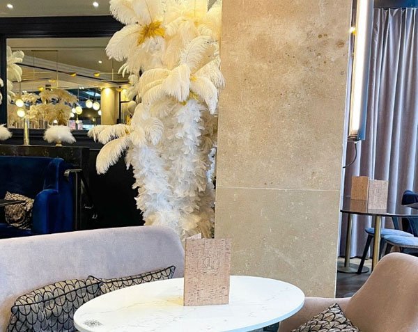 Pillar cladding or veneer in natural limestone Pillar cladding or veneer in natural limestone