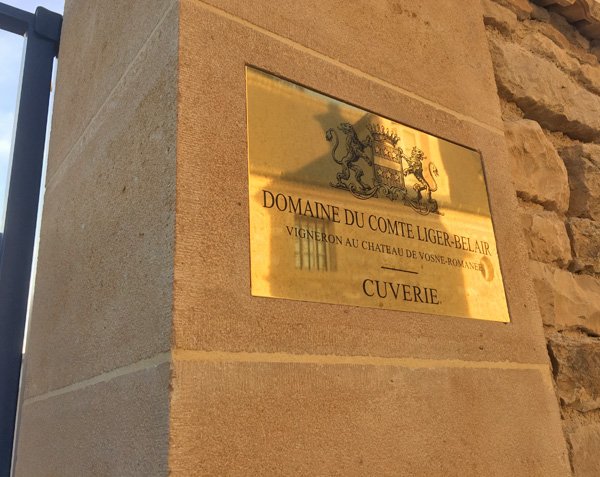 Stone gate pillar Stone gate pillar