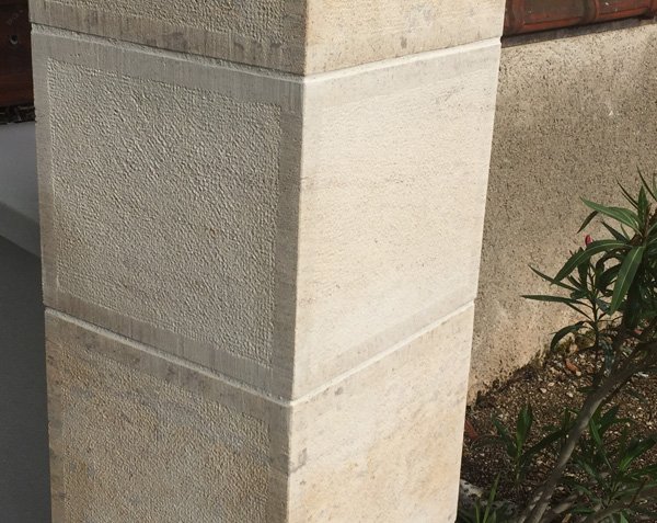 Natural limestone pillar Natural limestone pillar