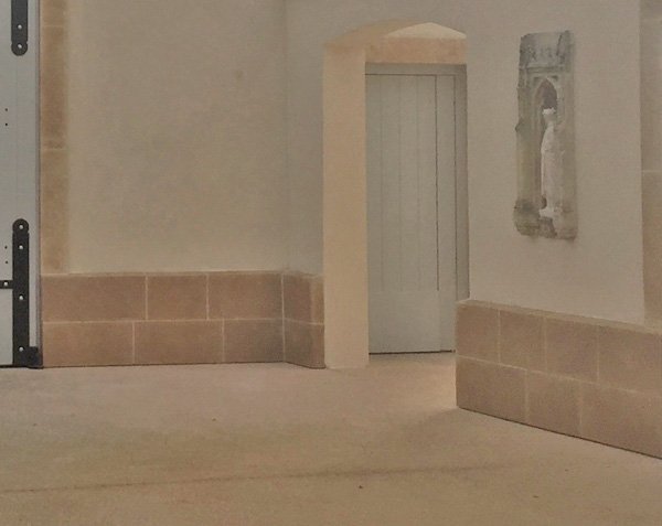 Stone base - Natural Burgundy limestone Stone base - Natural Burgundy limestone