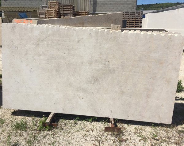 Stone blocks cut in slabs