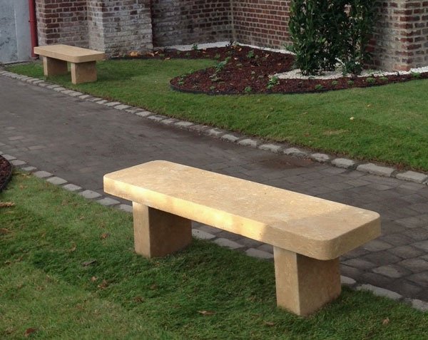 Banc en pierre pour jardin - Lanvignes Doré-Jaune Vieilli Banc en pierre pour jardin - Lanvignes Doré-Jaune Vieilli