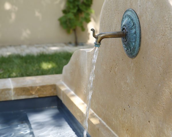 Fountain Fronton - Weathered Lanvignes Golden Yellow Stone Fountain Fronton - Weathered Lanvignes Golden Yellow Stone