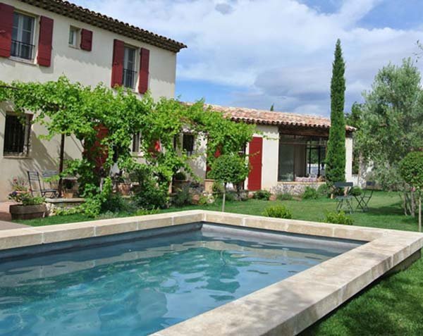 Pool coping in natural stone for basins