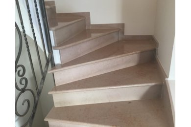 Habillage d'escalier en pierre Habillage d'escalier en pierre