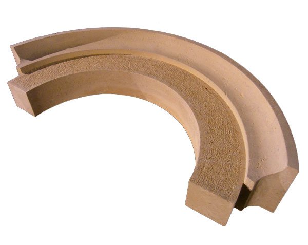 Curved dormer In Burgundy limestone Curved dormer In Burgundy limestone