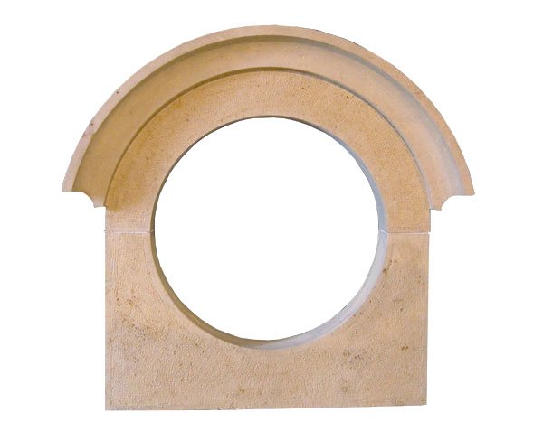 Dormer In Burgundy limestone Dormer In Burgundy limestone