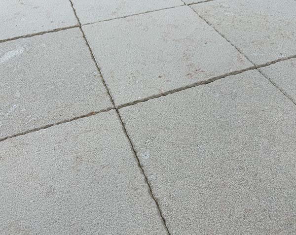 Rocherons Vieux Beaune (finition bouchardé)