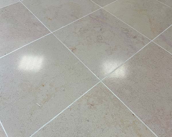 Burgundy limestone - Rocherons Golden Honed