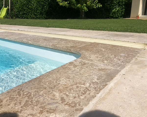 Corner coping stones - Inward - Ampilly Striped Classic Corner coping stones - Inward - Ampilly Striped Classic