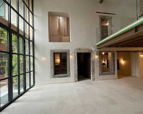 Indoor flooring - Semond Blended limestone Width of 40 cm x random lengths Indoor flooring - Semond Blended limestone Width of 40 cm x random lengths