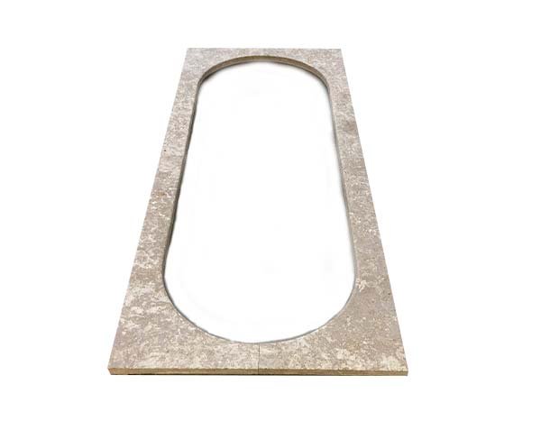 Bathtub cladding in limestone - Ampilly Striped Aged