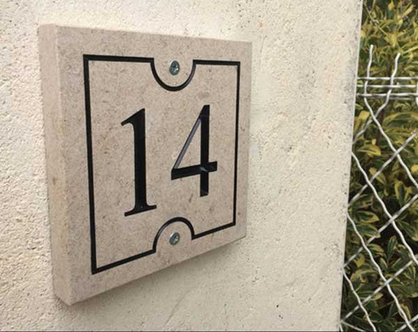 Plaque numéro de rue personnalisée - Couleur noir