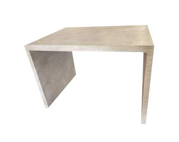 Table à manger en pierre