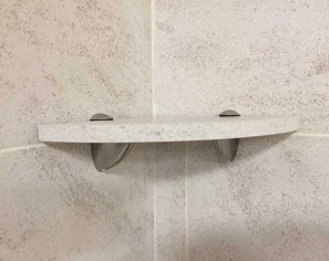 Douche - Etagère en pierre naturelle avec fixation par pince crocodile - Charmot Clair Adouci